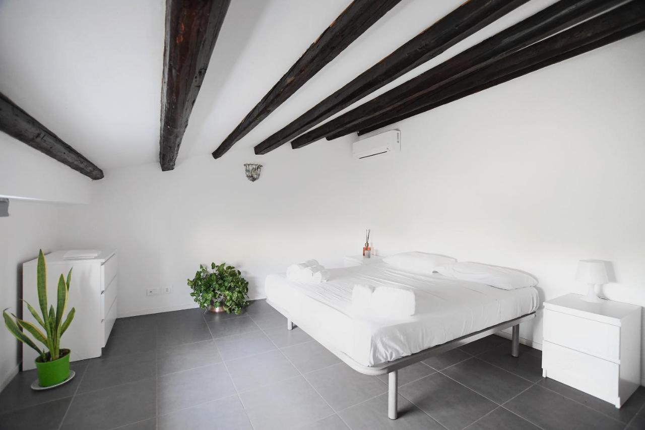 Iflat Dimora Giardino Inglese Apartment Palermo Exterior foto